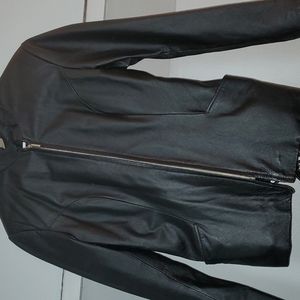 **Woman's leather jacket